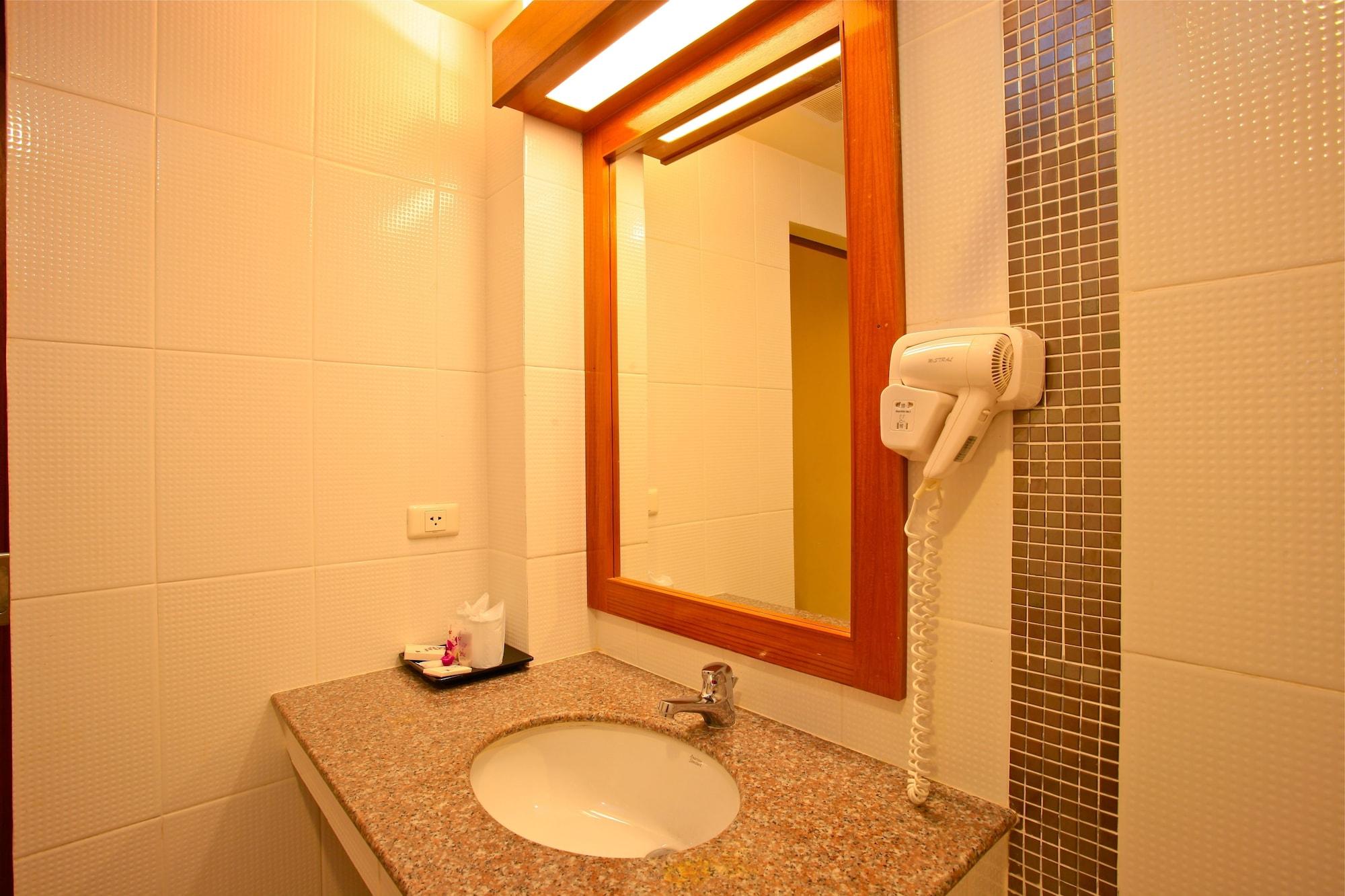 Patong Orchid Garden Hotel מראה חיצוני תמונה
