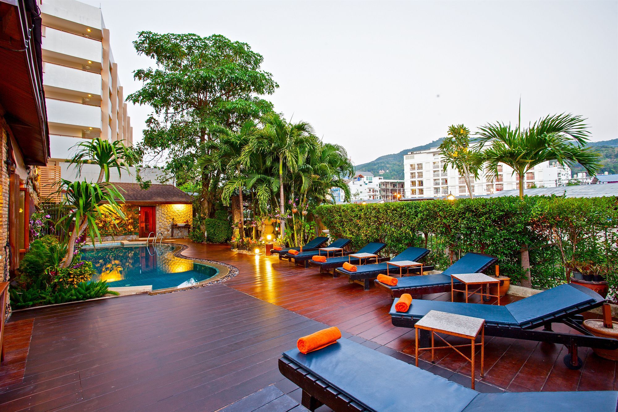 Patong Orchid Garden Hotel מראה חיצוני תמונה