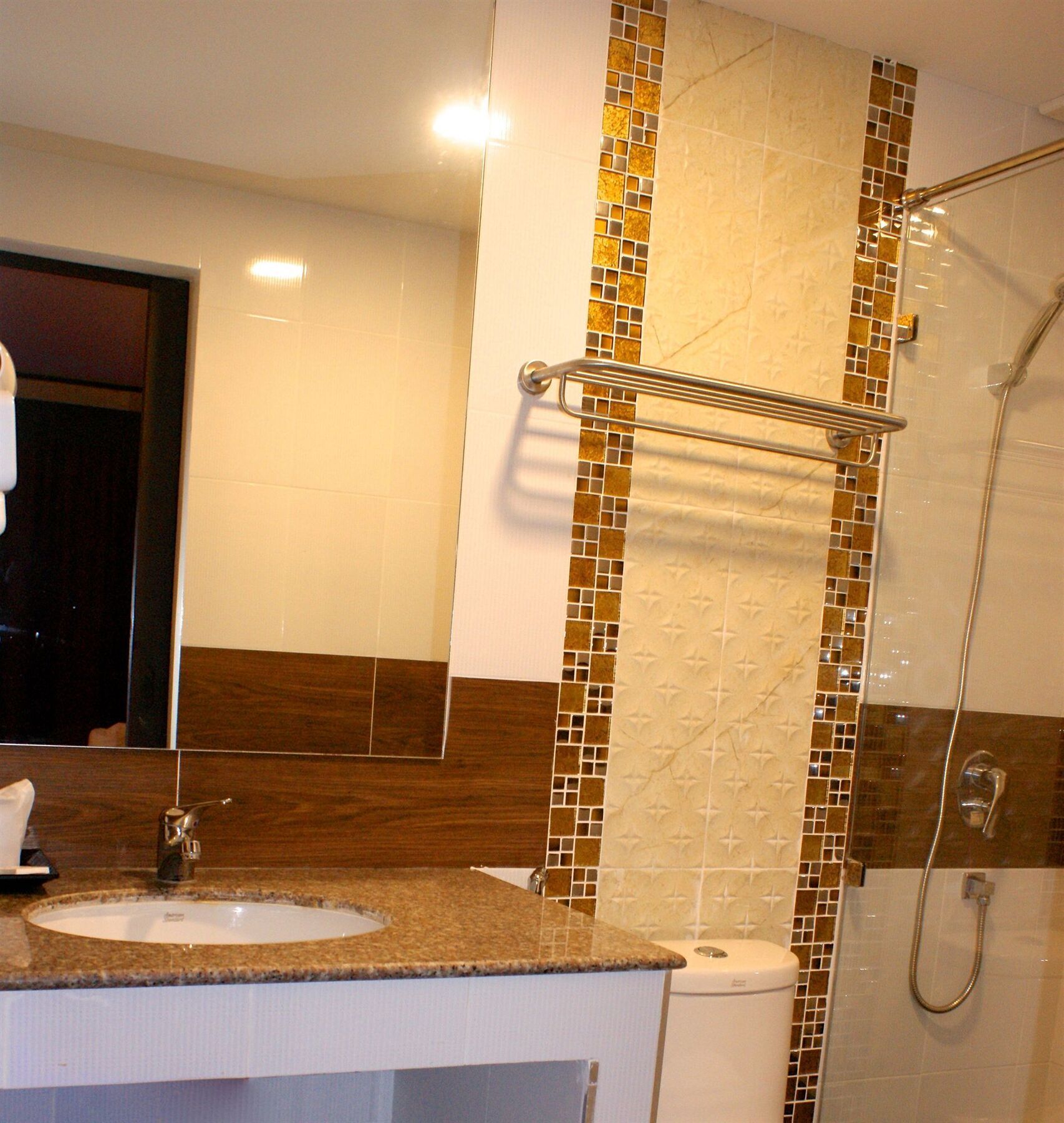 Patong Orchid Garden Hotel מראה חיצוני תמונה